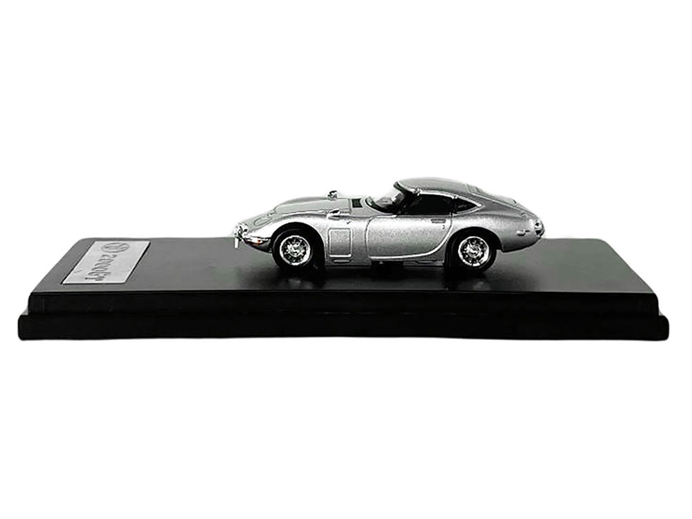 Toyota 2000GT RHD Right Hand Drive Silver Metallic 1/64 Diecast