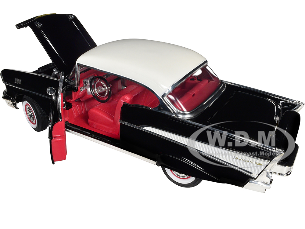 1957 Chevrolet Bel Air Hardtop Black White Top Red Interior 1/18
