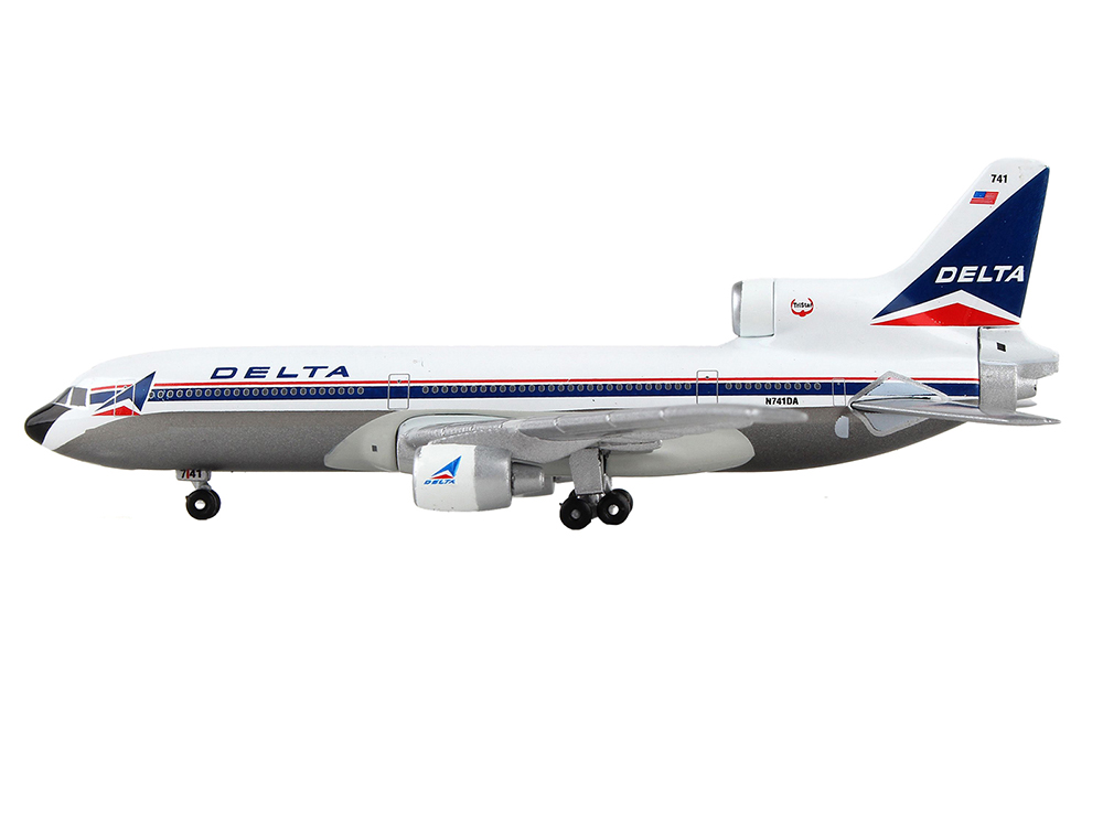 Lockheed L 1011 TriStar Commercial Aircraft Delta Airlines 1/500
