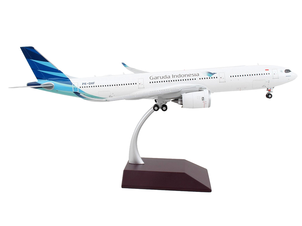 航空機・ヘリコプター 1/200 Garuda IndonesiaA330-900 Airbus A330 900 Commercial Aircraft Garuda Indonesia White with