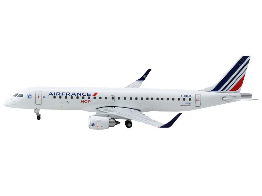 Embraer ERJ-190 Commercial Aircraft 