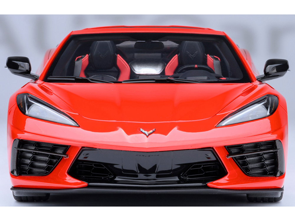 2020 Chevrolet Corvette C8 Stingray Torch Red 1/18 Model Car by