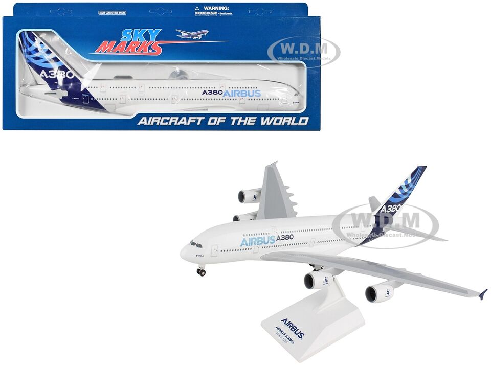 Airbus A380-800 Commercial Aircraft 