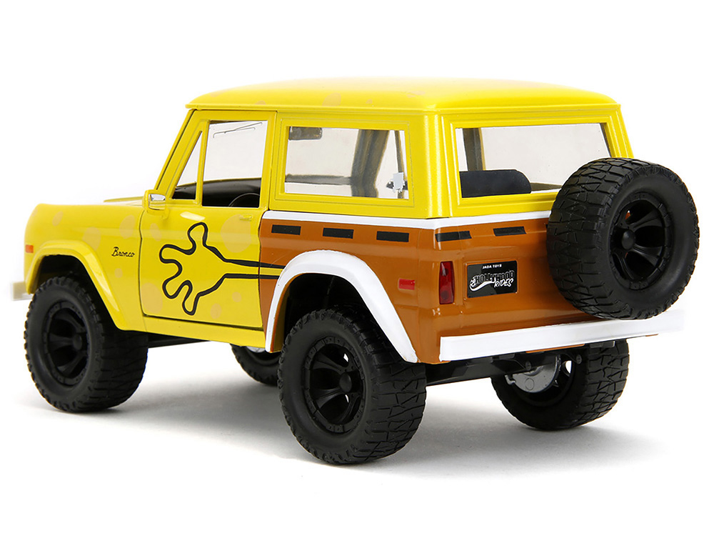 1973 フォード・ブロンコ & スポンジボブ・フィギア 1973 Ford Bronco Yellow with Graphics and SpongeBob SquarePants