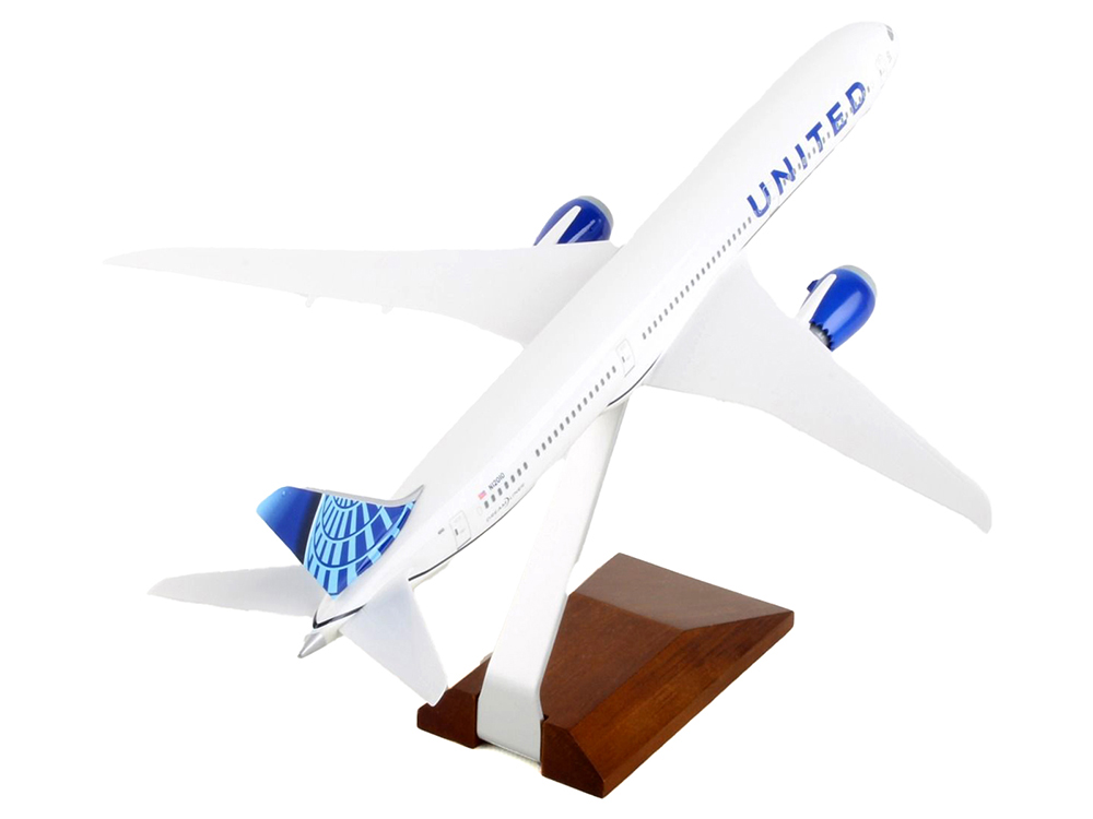Boeing 787-10 Dreamliner Commercial Aircraft 