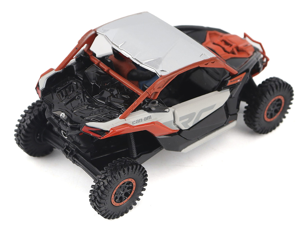 Can-Am Maverick X3 X RS Turbo RR Chalk Gray and Magma Red with
