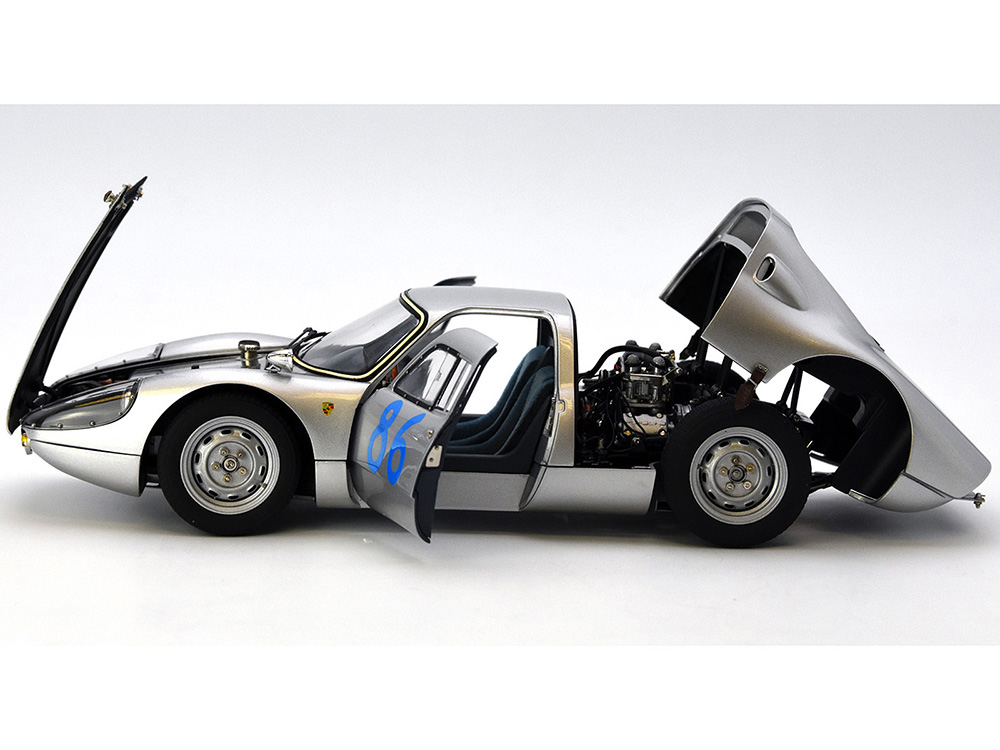 Porsche 904 Carrera GTS #86 Antonio Pucci - Colin Davis Winner
