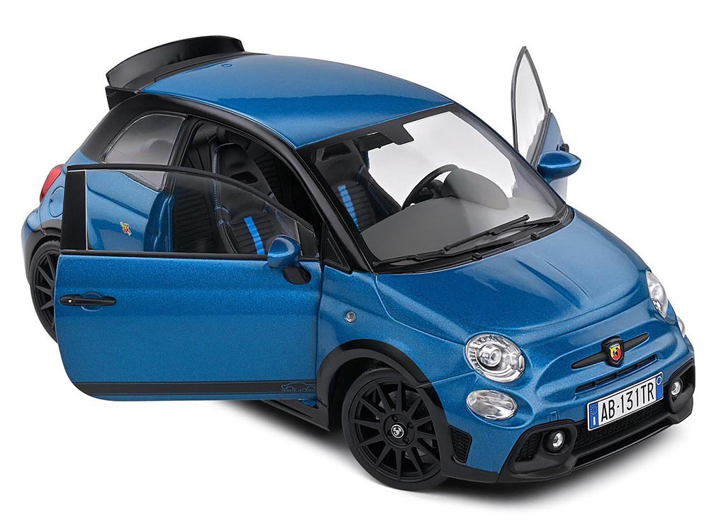 ミニカー 1/18 Fiat Abarth 695 Ferrari Tribute 2022 Fiat 695 Abarth 