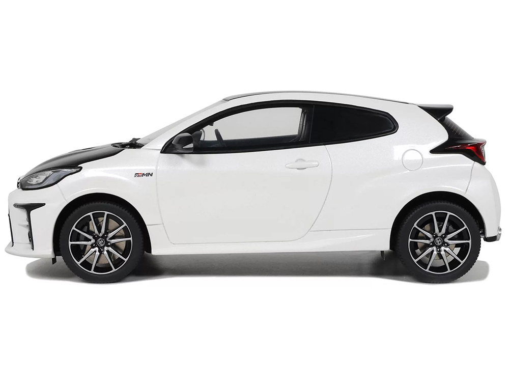 OTTO 1/18 トヨタ ヤリス GRMN 2022 (パールホワイト) 2022 Toyota GRMN Yaris RHD (Right Hand Drive) Platinum White Pearl