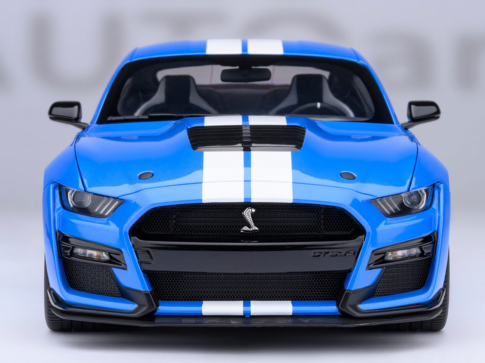 Ford Mustang Shelby GT500 Grabber Blue with White Stripes 1/18
