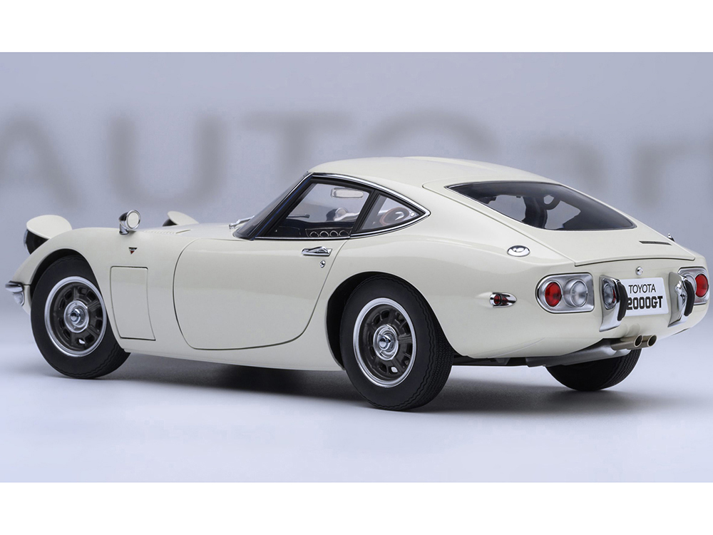 1967 Toyota 2000GT RHD (Right Hand Drive) White 1/18 Model Car by