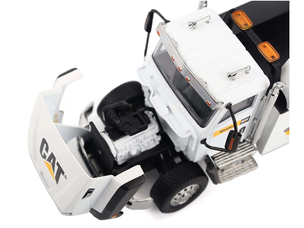 CAT Caterpillar CT660 Auto-Crane Titan 85 Truck with Miller EnPak