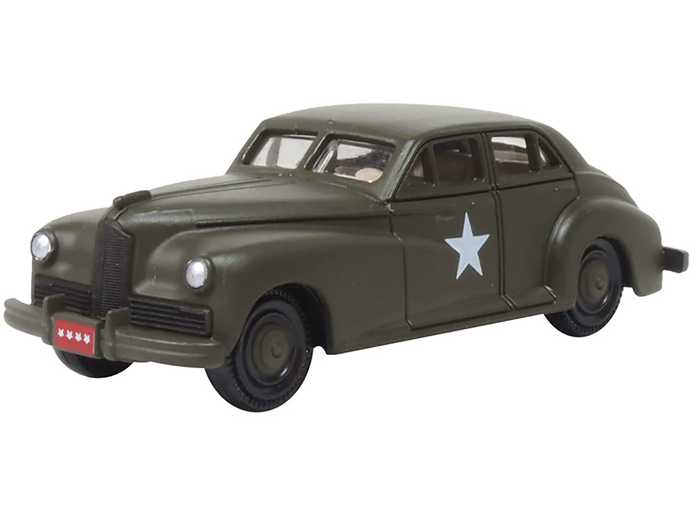 1942 Packard Clipper Touring Sedan 