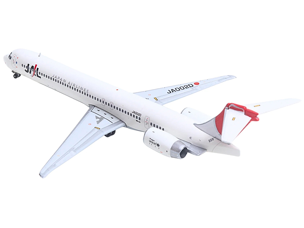 McDonnell Douglas MD-90 Commercial Aircraft 