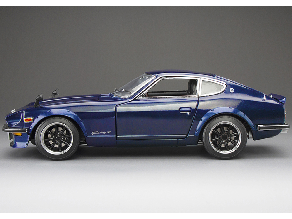 1970 Nissan Fairlady Z (S30) RHD (Right Hand Drive) Midnight Blue