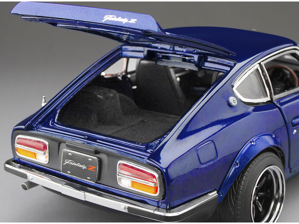 1970 Nissan Fairlady Z (S30) RHD (Right Hand Drive) Midnight Blue