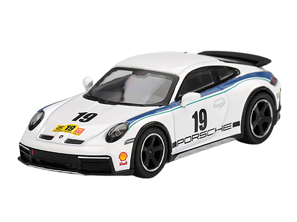 Porsche 911 Dakar #19 
