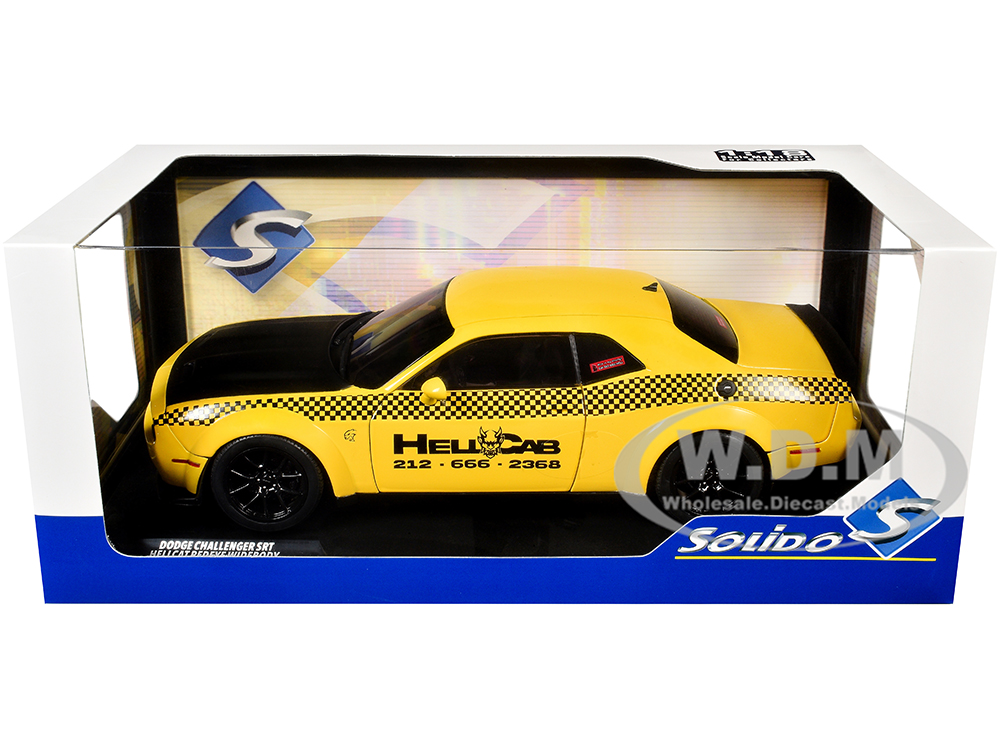 2023 Dodge Challenger SRT Hellcat Redeye Widebody Taxi 