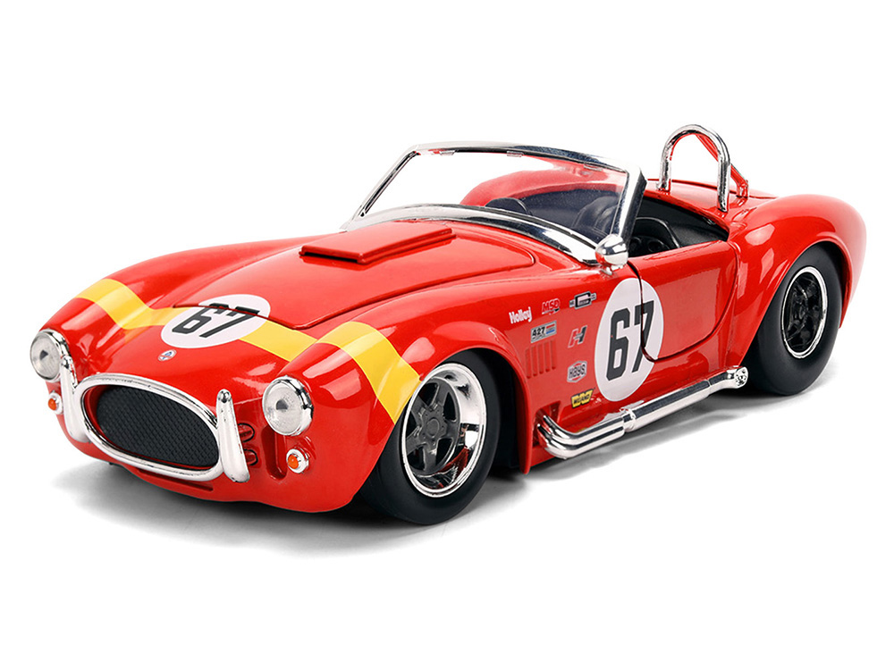 Shelby Cobra 427 S/C ダイキャストカー モデルカー 1965 Shelby Cobra 427 S/C #67 Red with Yellow Stripe 