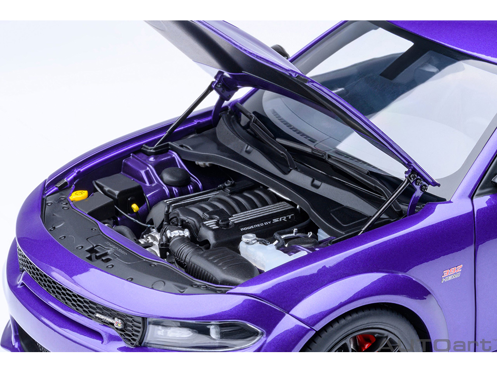 Dodge Charger Scat Pack Widebody Plum Crazy Purple Metallic 1/18