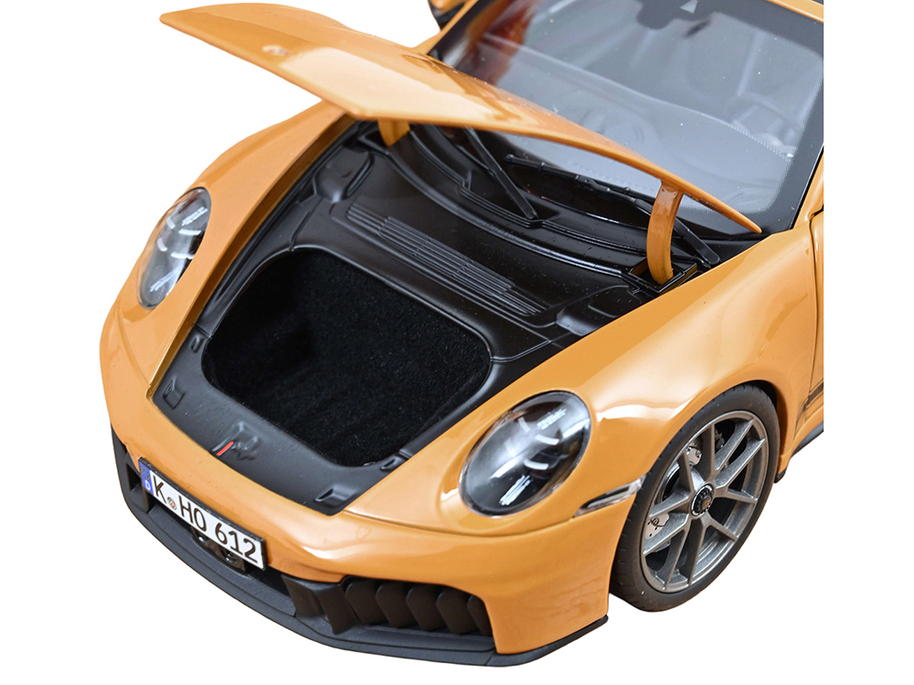 2024 Porsche 911 Targa Bahama Yellow with Black Stripes 1/18