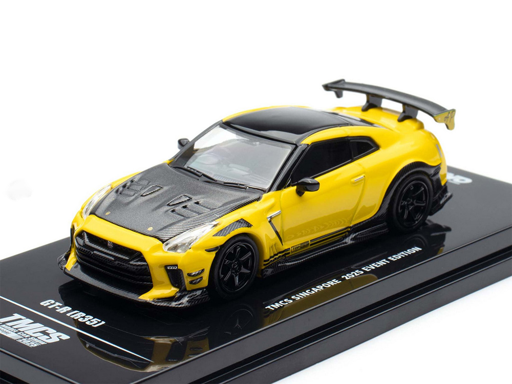 Nissan GT-R (R35) RHD (Right Hand Drive) Yellow with Carbon Hood