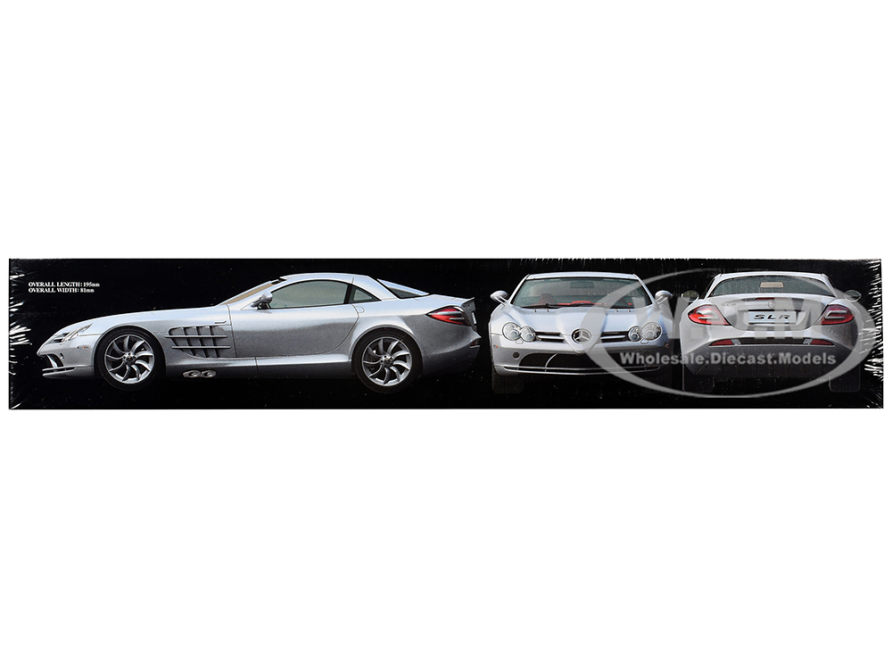 Model Kit Mercedes-Benz SLR McLaren 1/24 Scale Model by Tamiya