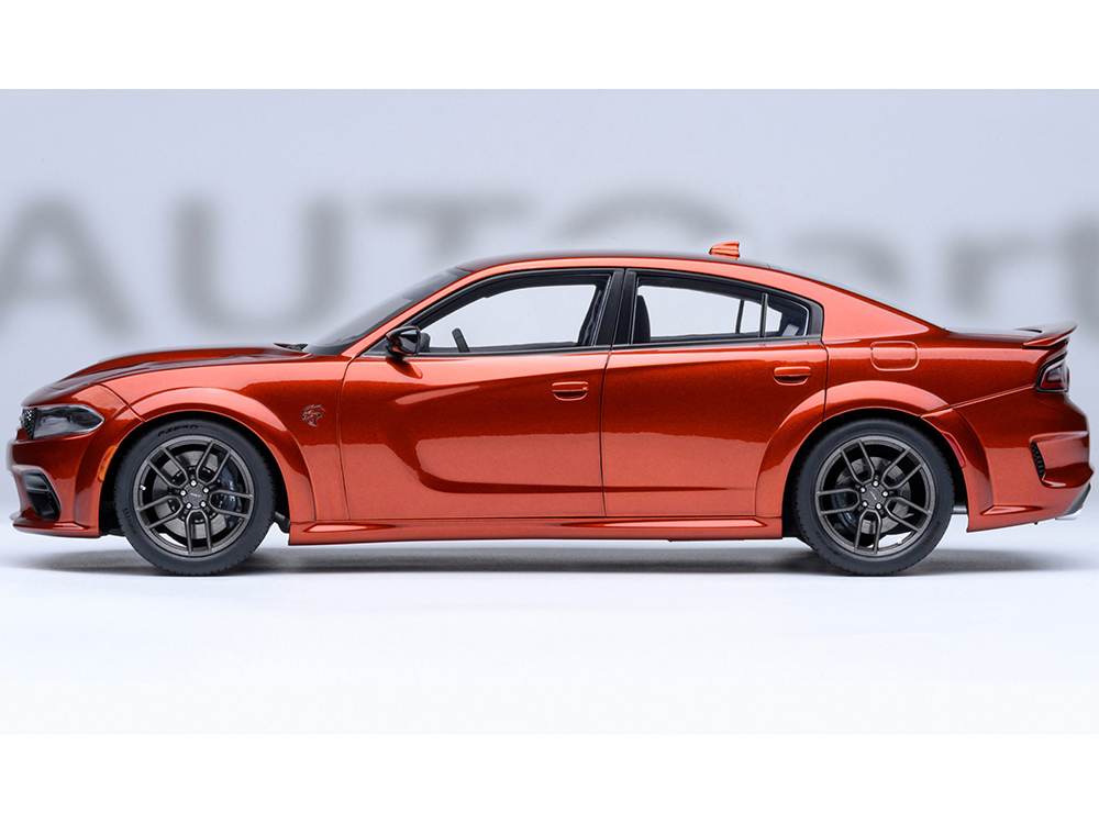 Dodge Charger SRT Hellcat Redeye Sinamon Stick Metallic 1/18 Model