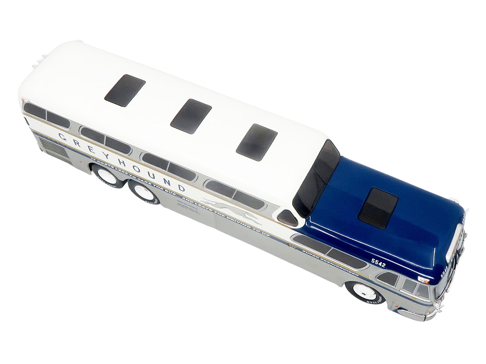 GM PD-4501 Scenicruiser Coach Bus 