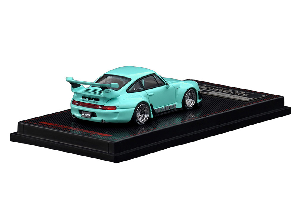 RWB 993 