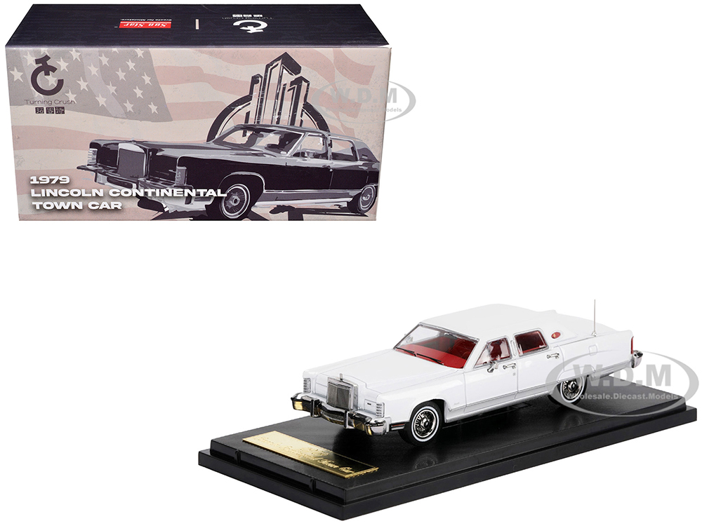 1979 Lincoln Continental Town Car White with Red Interior 1/64