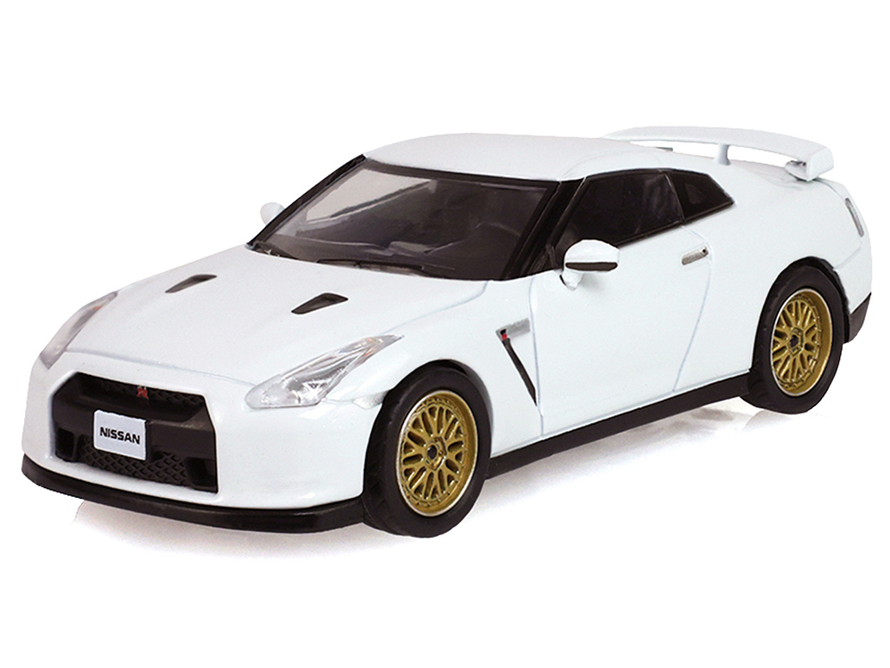 2007 Nissan GT-R (R35) Pearl White with Gold Wheels 