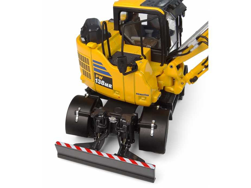 Komatsu PW138MR-11 Wheeled Excavator Yellow 1/32 Diecast Model by