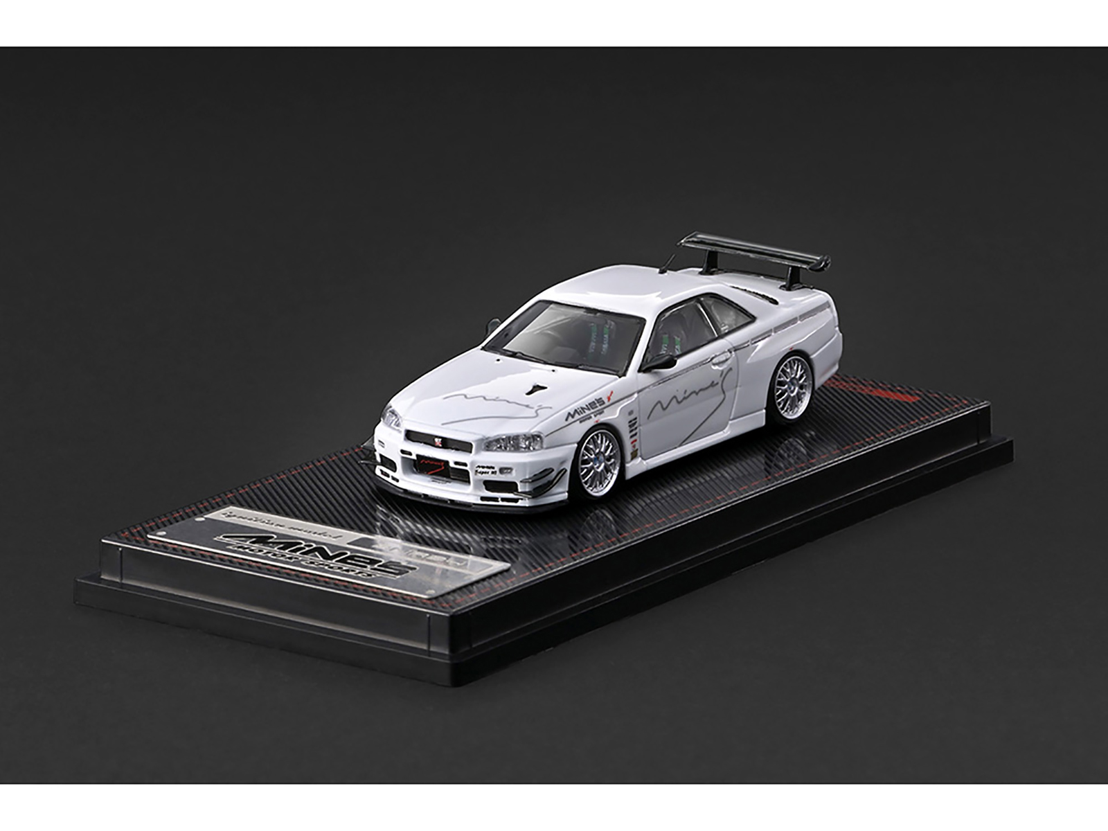 Nissan Skyline GT-R Mine's (R34) White Limited Edition 1/64
