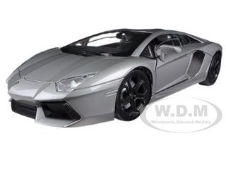 Lamborghini Aventador LP700-4 Gray Metallic 1/18 Diecast Model Car by Motormax