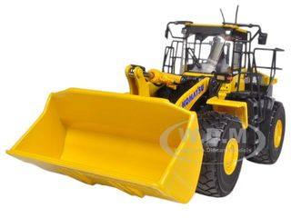 Komatsu WA500-7 Wheel Loader 1/50 Diecast Model by First Gear