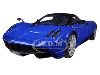 Pagani Huayra Blue with Black Top 1/18 Diecast Model Car by Motormax