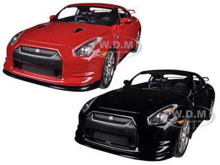 2009 Nissan GT-R R35 Red & Black 2 Cars Set 1/24 Diecast Car Model by Jada