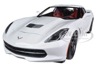 2014 Chevrolet Corvette Stingray C7 Z51 White 1/18 Diecast  Model Car by Maisto