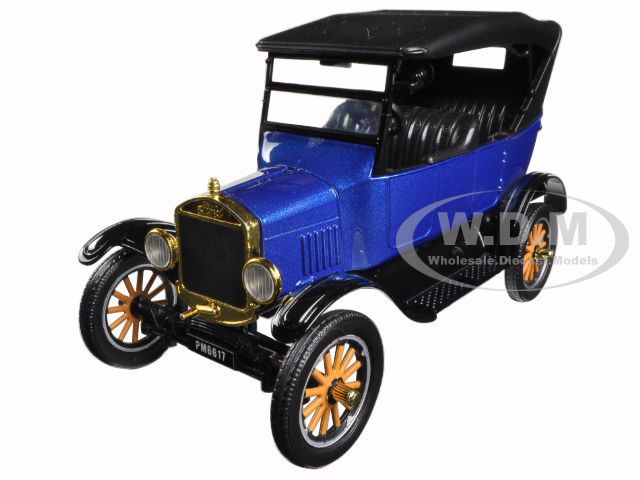 Motormax 1:24 1925 Ford Model T Touring Blue Metallic with Black Top 1/24 Diecast Model Car by Motormax