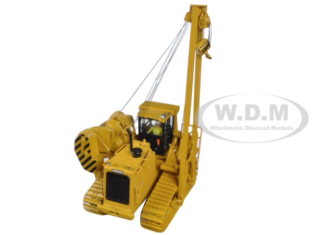 CAT Caterpillar 587T Pipelayer with Operator "Core Classics" Series 1/50 Diecast Model by Diecast Masters