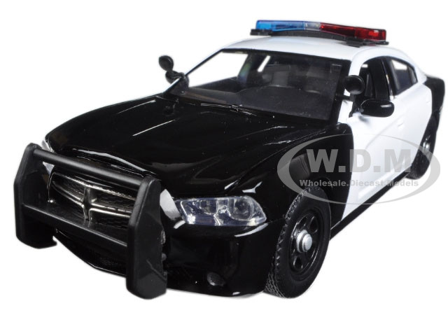 2011 Dodge Charger Pursuit Police Car Black and White with Flashing Light Bar, Front and Rear Lights and 2 Sounds 1/24 Diecast Model Car by Motormax