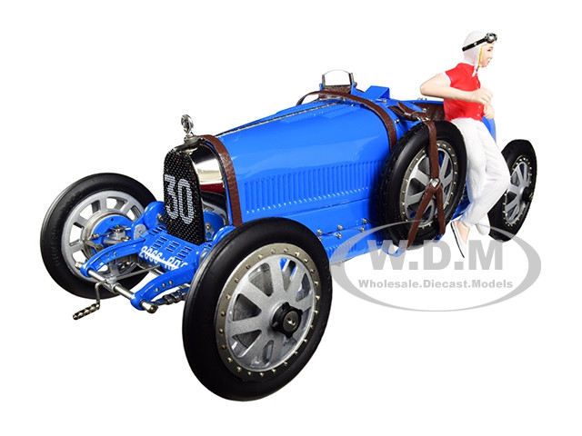 Cmc 1:18 Bugatti T35 #30 Grand Prix Bright Blue Livery with a Female Racer Figurine Limited Edition to 600 pieces Worldwide 1/18 Diecast Model Car by CMC