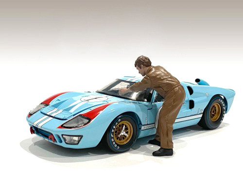 American Diorama 1:18 "Race Day 1" Figurine V for 1/18 Scale Models by American Diorama