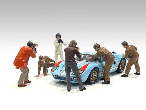 "Race Day 1" 6 piece Figurine Set for 1/18 Scale Models by American Diorama
