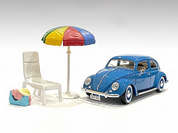 Beach Girls Accessories Beach Chair and Beach Umbrella and Duffle Bag for 118 Scale Models by American Diorama