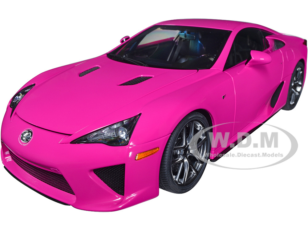 AUTOart 1:18 Lexus LFA Passionate Pink 1/18 Model Car by Autoart