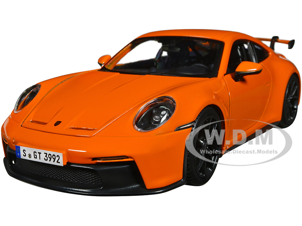Bburago 1:24 Porsche 911 GT3 Orange 1/24 Diecast Model Car by Bburago