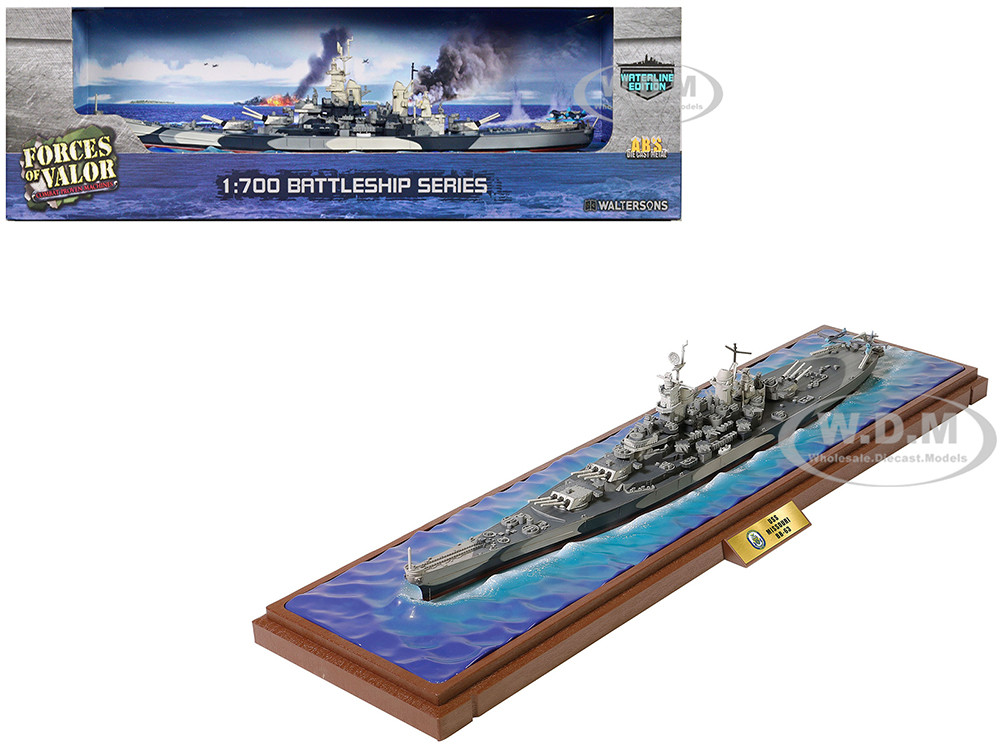 USS Missouri (BB-63) Iowa-class Battleship "Battle of Okinawa" (1945) United States Navy (Waterline Edition) "Battleship" Series 1/700 Diecast Model b