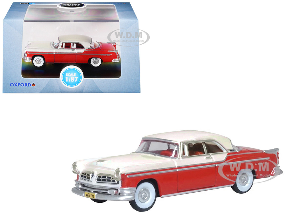 1955 Chrysler New Yorker Deluxe St. Regis Tango and Platinum Metallic (HO) Red 1:87 model Oxford Diecast